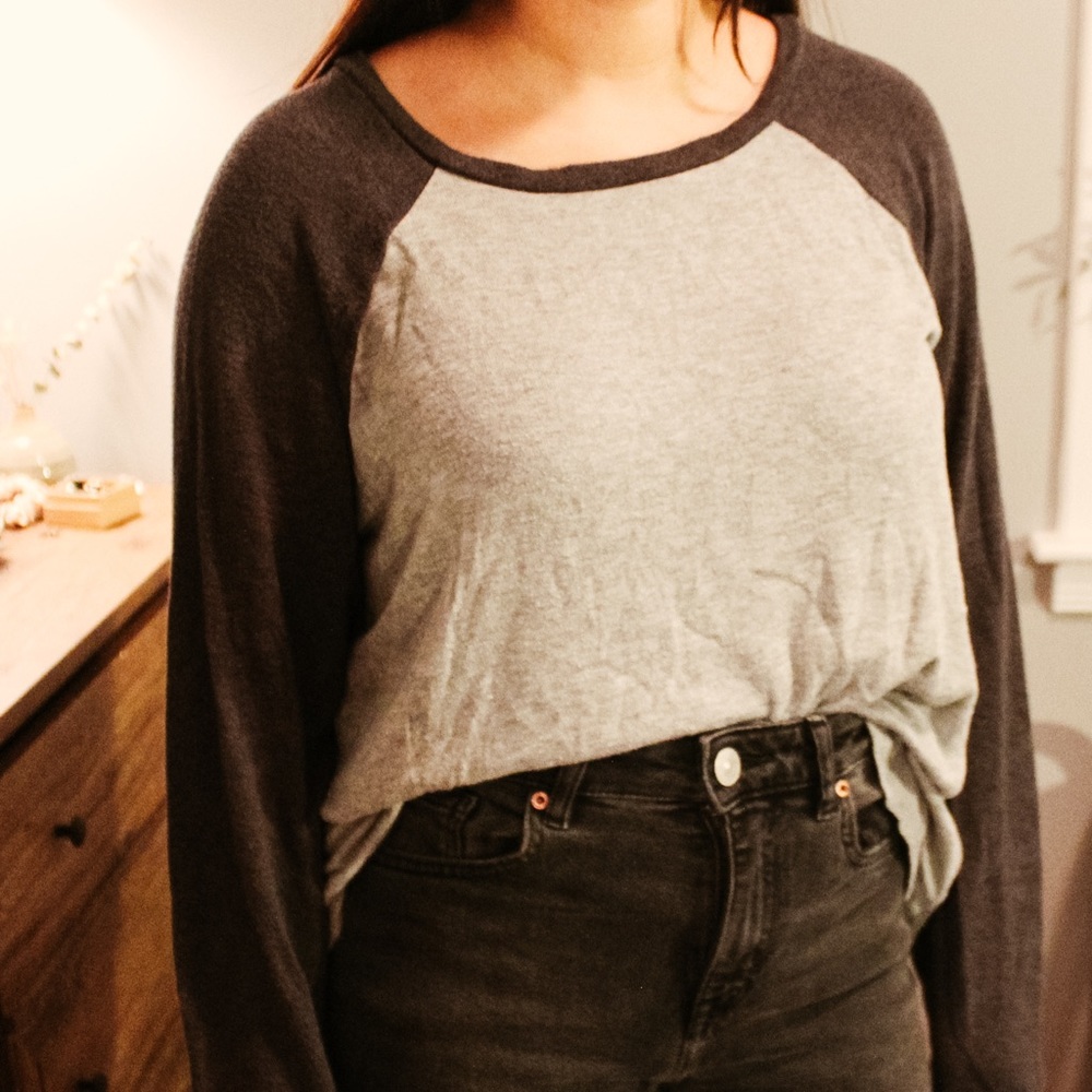 Long sleeve baseball tee